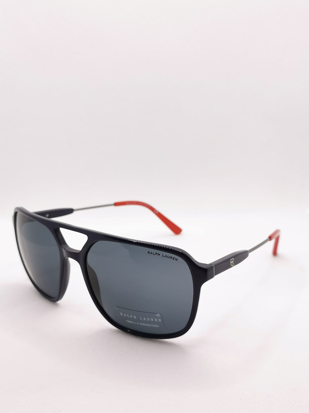 PH8170 - 149€