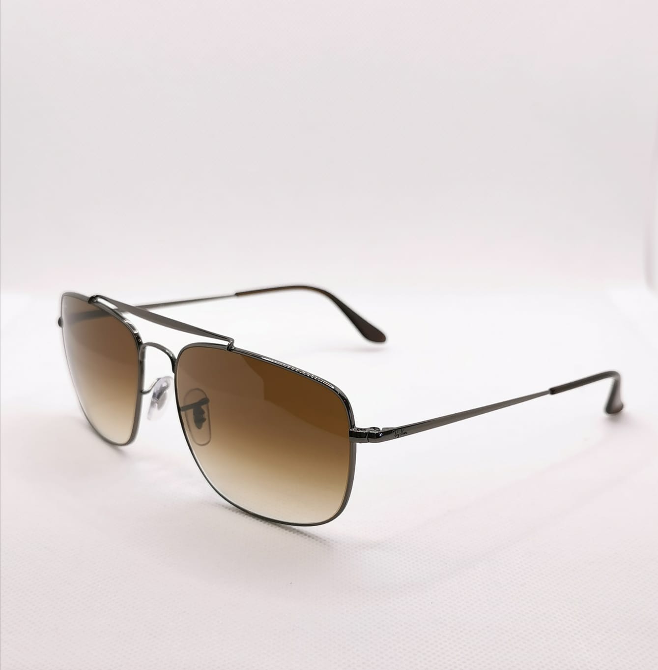 RB3560 - 141€