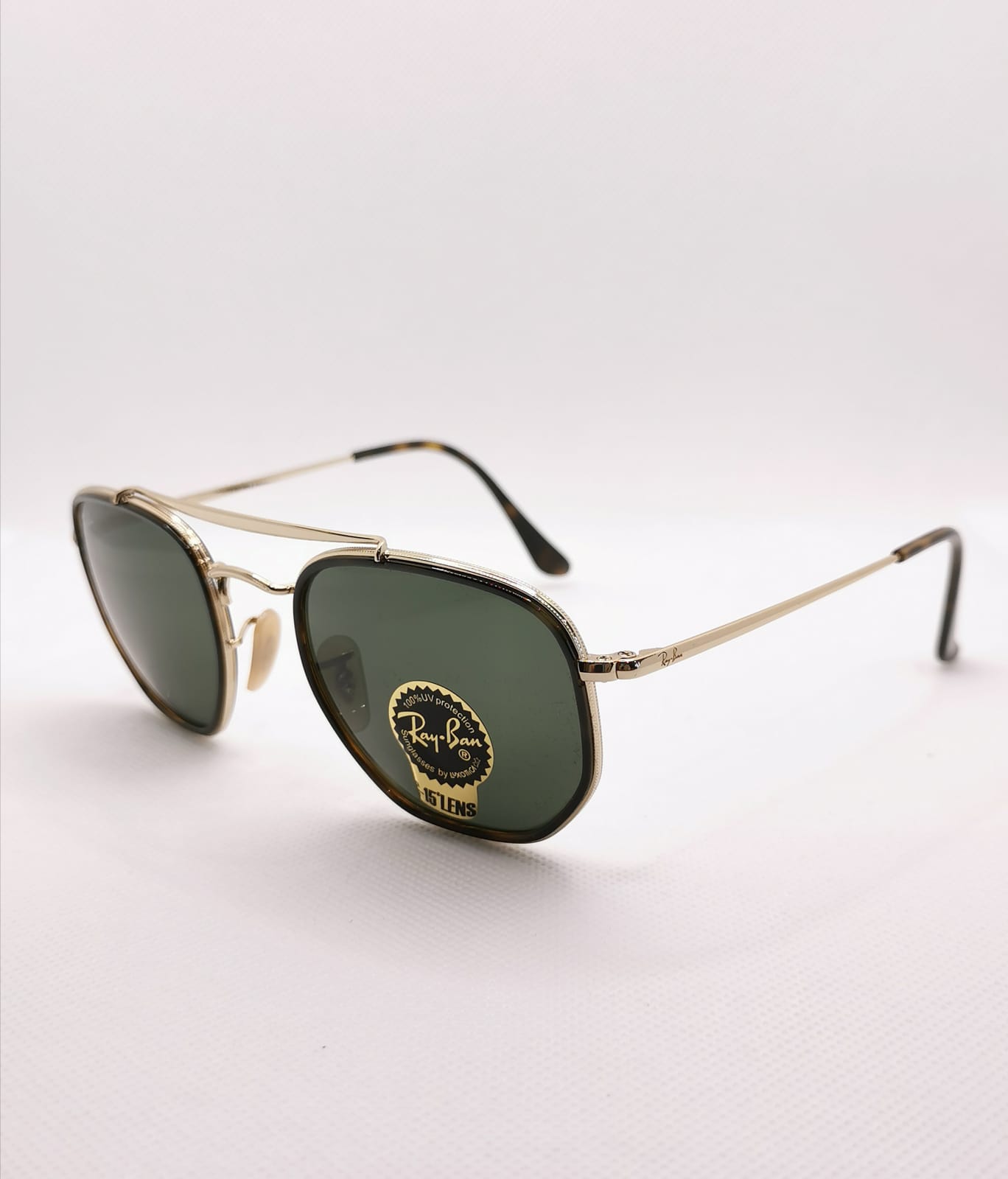 RB3648 - 149€